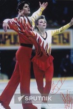 OLYMPIA 1984: Oleg MAKAROV / L.SELEZNOVA (RUS) Autogramm  BRONZE EISKUNSTLAUF