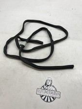 Fenster Dichtung unten an Schiene 2,5m Mercedes W111 W115 W116 0009876657 NOS 