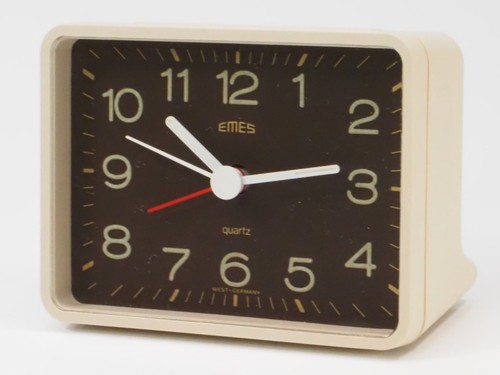 Emes alter reise wecker beige - alter, reise-wecker
