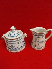  Zuckerdose + Milchkännchen