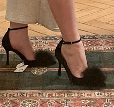 Brandneue Fluffy Schwarze Zara