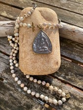 ICON Design Living Jaspis lange Kette mit Buddha Anhänger, Amulett, Bohemian