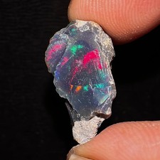 Schwarzopal 8,55 Karat