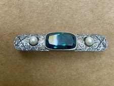 Brosche art deco, 935er Silber mit 2 Perlen und Turmalin