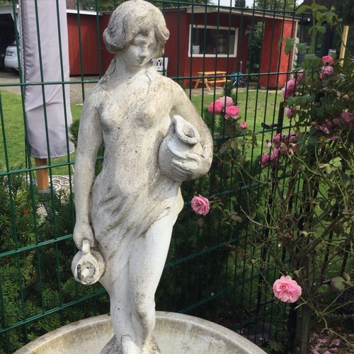 Brunnen