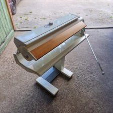 Miele Wäschemangel B 865 sehr guter Zustand Platzsparend da klappbar mit abdeckh