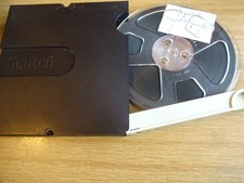 Ampex Tonbandspule 18 cm mit Band und Scotch 3M Archivbox  1