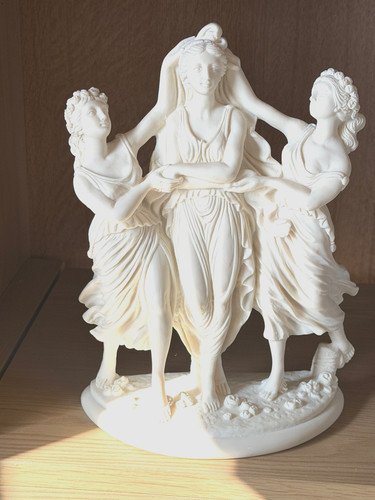 Wunderschöne figurengruppe - wunderschöne,
