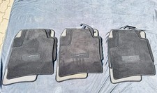 Porsche Cayenne 2003 3 X Satz neue Fußmatten schwarz