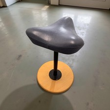 Stehhilfe/Hocker von Varier