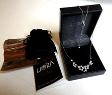 LIORA HALSKETTE COLLIER MIT SWAROVSKI KRISTALLEN 46 CM ***GESCHENK**WIE NEU**