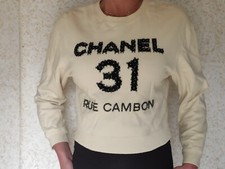 CHANEL 31 Rue Cambon Pullover Sweatshirt Beige Pearl Virginie Viard Größe S