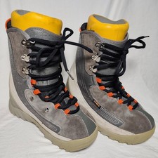 Burton Moto Snowboard Boots