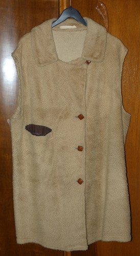 Kunstfellweste mit tasche - mit,