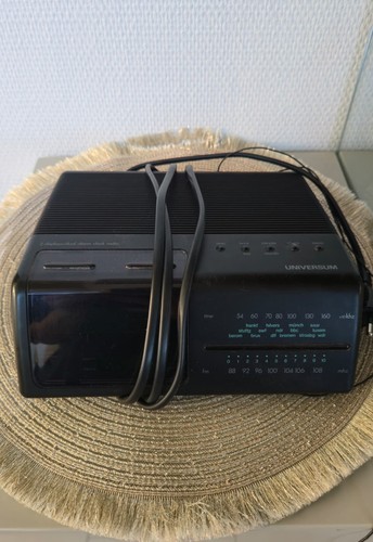 Universum 2611 radiowecker - ur,