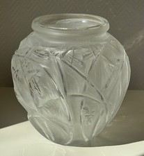 René Lalique Sauterelles-Vase