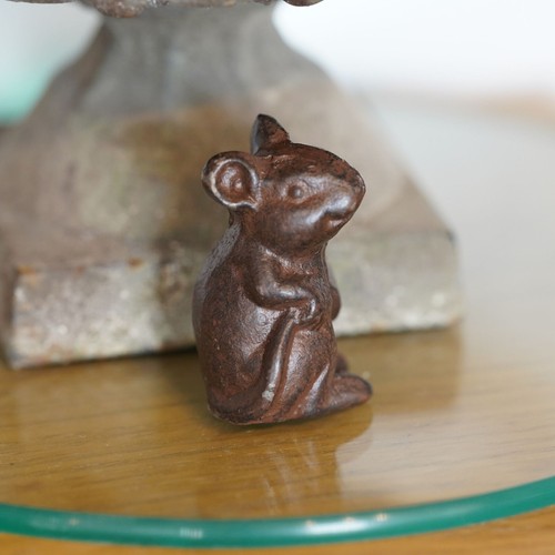 Gusseisen sitzende maus - gusseisen,