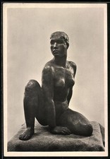Plastikfigur Hockende des Künstlers Georg Kolbe, Ansichtskarte 