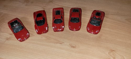 Rote ferrari - rote,