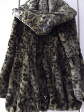 Sarah Kern Leo Webpelzjacke