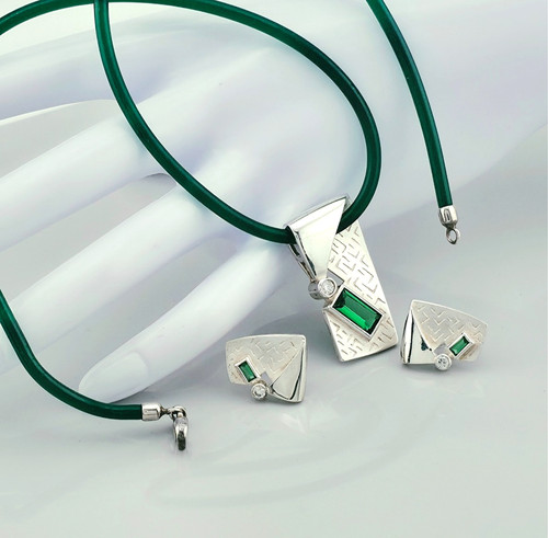 Set kette anhänger und - kette,