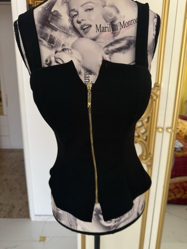 Oberteil schwarz cut out - schwarz,