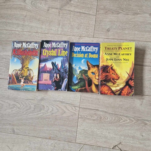 Anne mccaffrey books - mccaffrey, pb