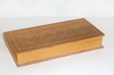 Buch Holztruhe Schatulle