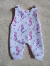 Neu- und hochwertige Kleidung