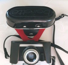 Fotoapparat Beirette vsn Priomat mit Ledertasche und Tragegurt