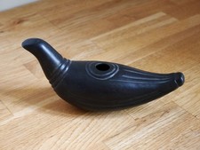 Nachbildung antiker Öllampe in Vogelform, Keramik schwarz