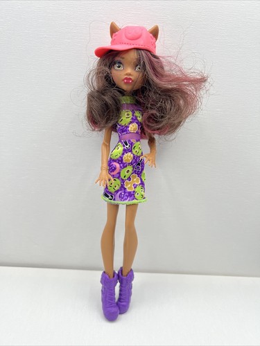 Monster high emoji - monster,