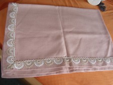 rustikales Tafeltuch, Tischdecke altrosa mit Spitze Gr. 104 cm x 145 cm 