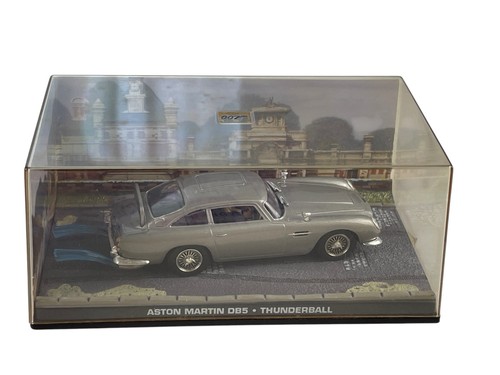 Modellauto james bond aston - james,
