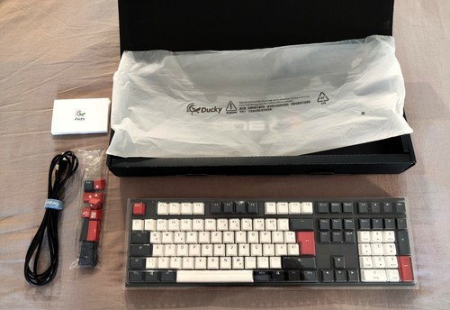Ducky one tuxedo - 2,