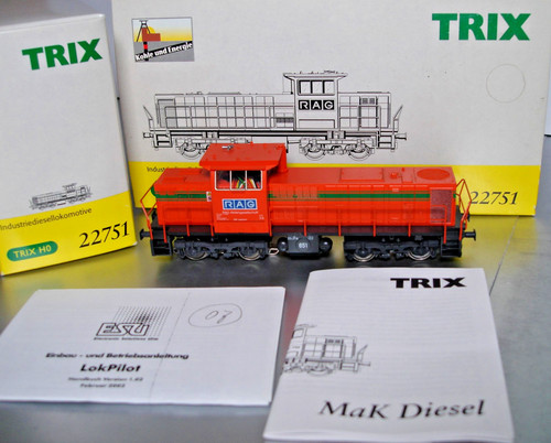 Trix 22751 diesellok - ,