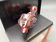 Motorrad Modell 1:24 Ixo Aprilia RSV250 Randy De Puniet 2004 mit OVP