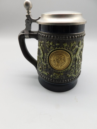 Bierkrug mit zinndeckel - mit,