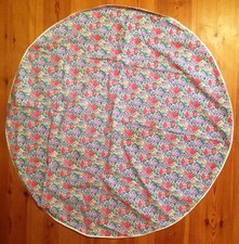 runde Tischdecke mit Blumenmotiven Durchmesser 150 cm Landhausstil