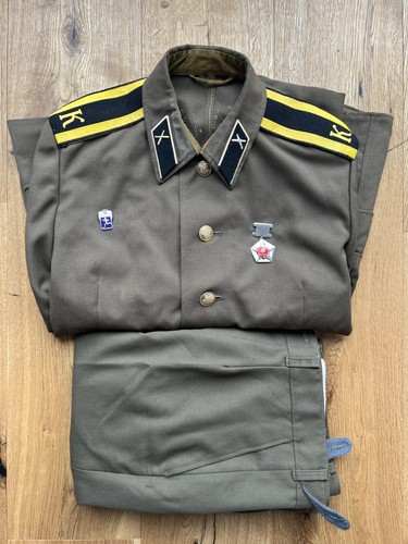 Udssr uniform soldat - soldat, der