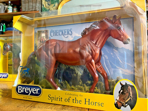Breyer checkers latigo - breyer,