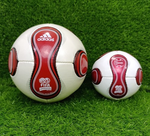 Adidas teamgeist fifa world - adidas,