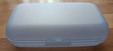 (41) Tupperware Maximilian