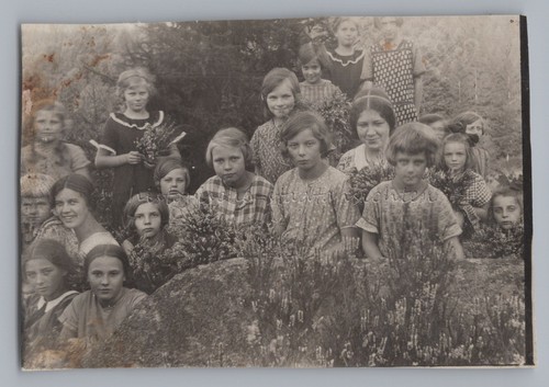 Mädchen gruppenfoto lehrerin - mädchen,