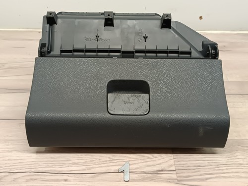 Handschuhfach polo 1 - 9n,