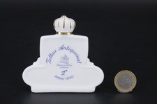 1 Porzellan-Aufsteller