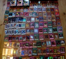 100 DEUTSCHE YUGIOH Karten Sammlung Deck mit Holos Gold Ultra SCR Rare Yu-Gi-Oh