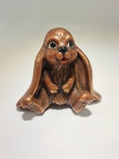 Altbayerische Wachskunst – Handarbeit – Sitzender Hase – Wachsfigur - H 9 cm