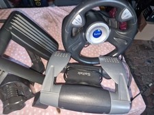 Saitek R220, USB, Lenkrad + Tischklemme + Gas-/Brems-Pedal, voll funktionsfähig