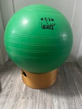 Sitzball / Gymnastikball 45cm von TOGU mit Ballschale aus Holz